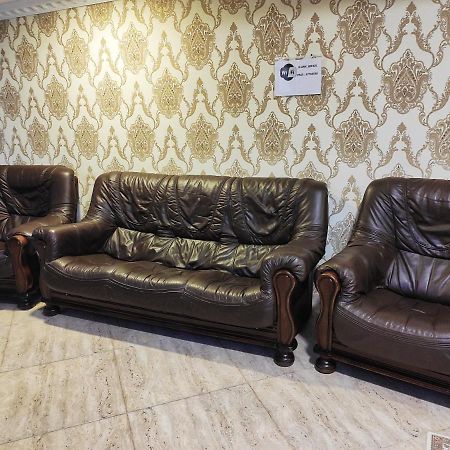 Sophia'S Guesthouse Степанцмінда Екстер'єр фото